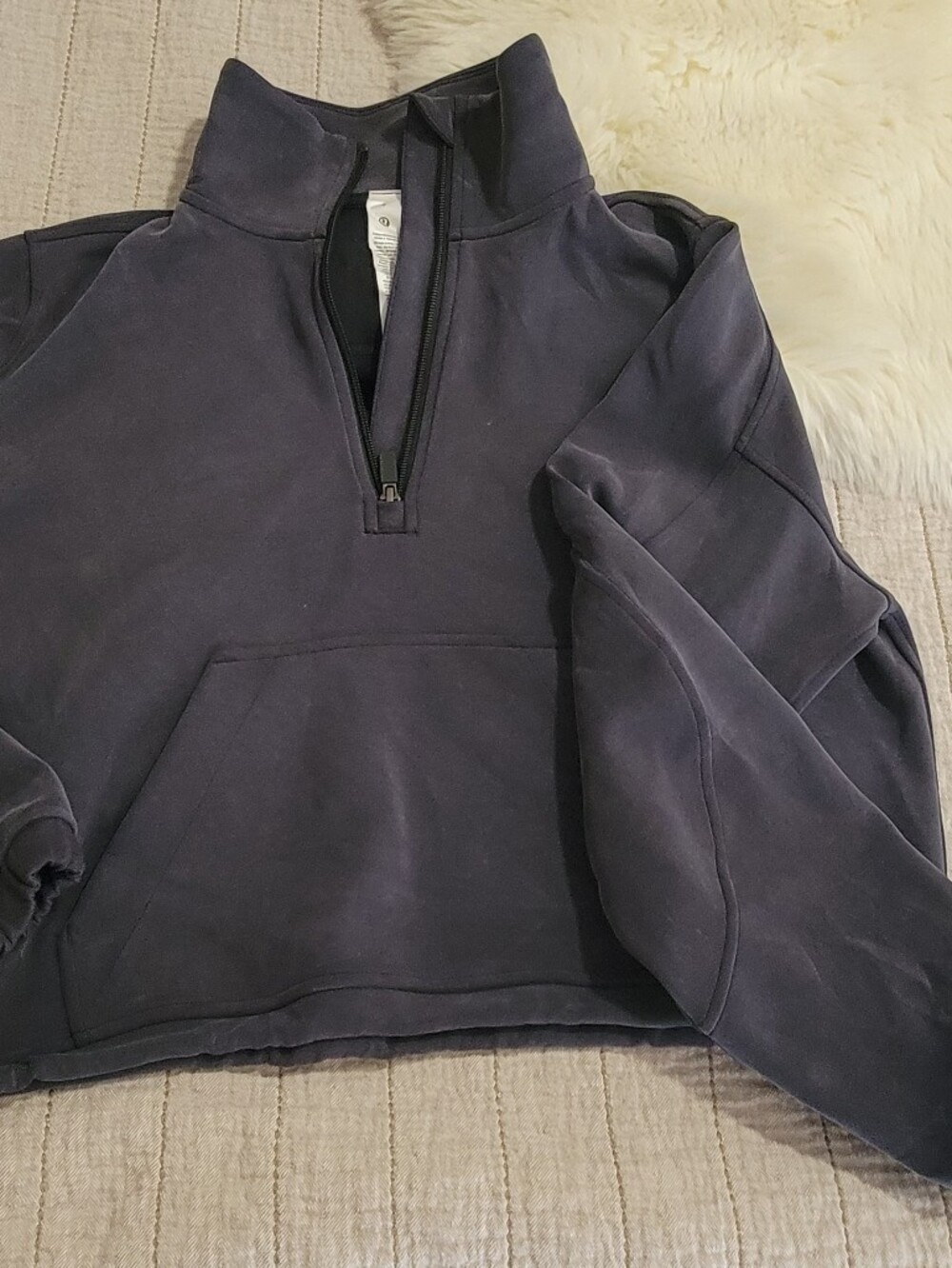Half-Zip Pullover Sweatshirt in Navy